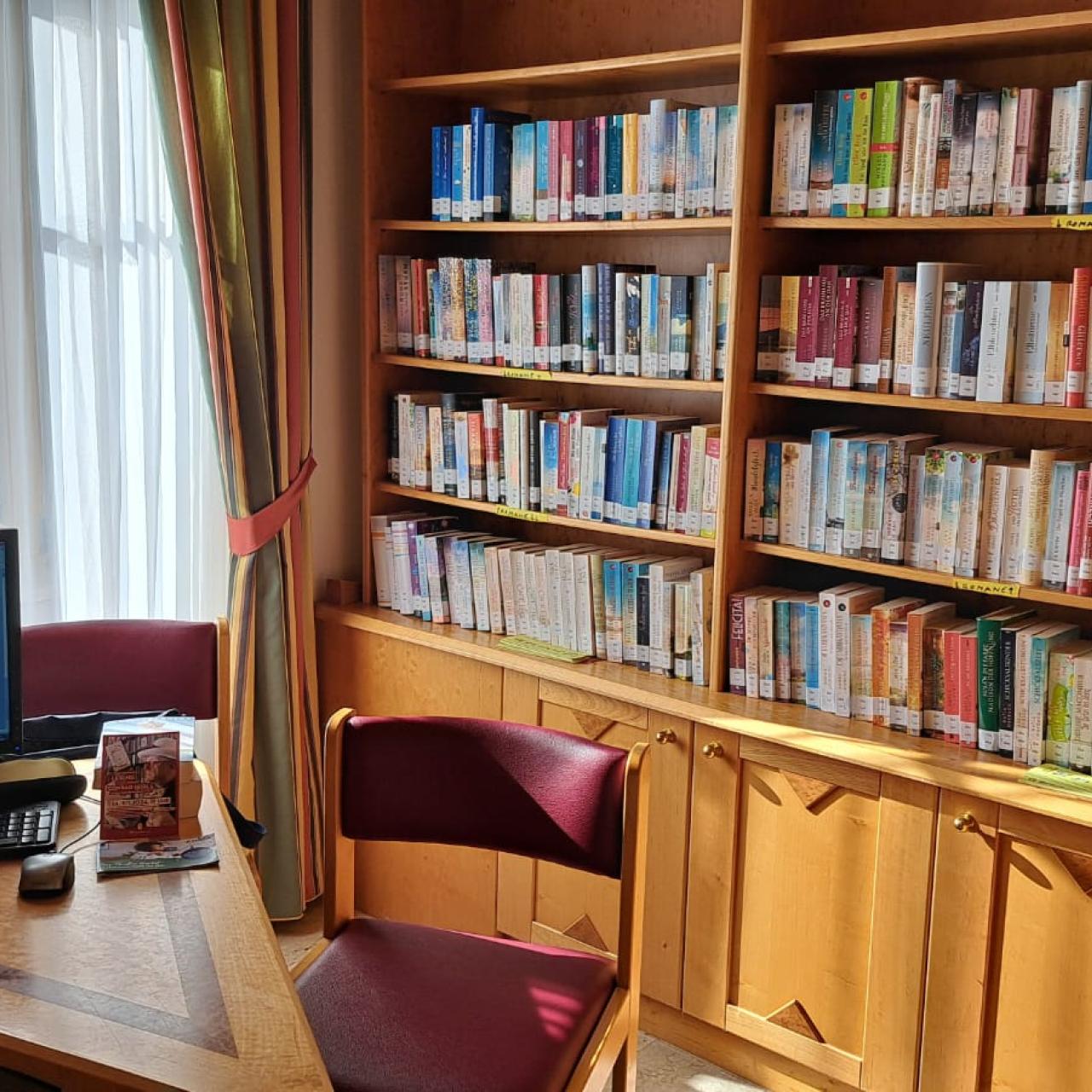 Arbeitsplatz der Bücherei Heiligenkreuz